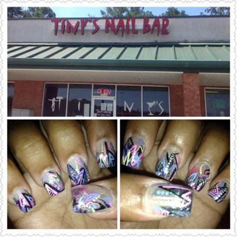 tinys nail bar